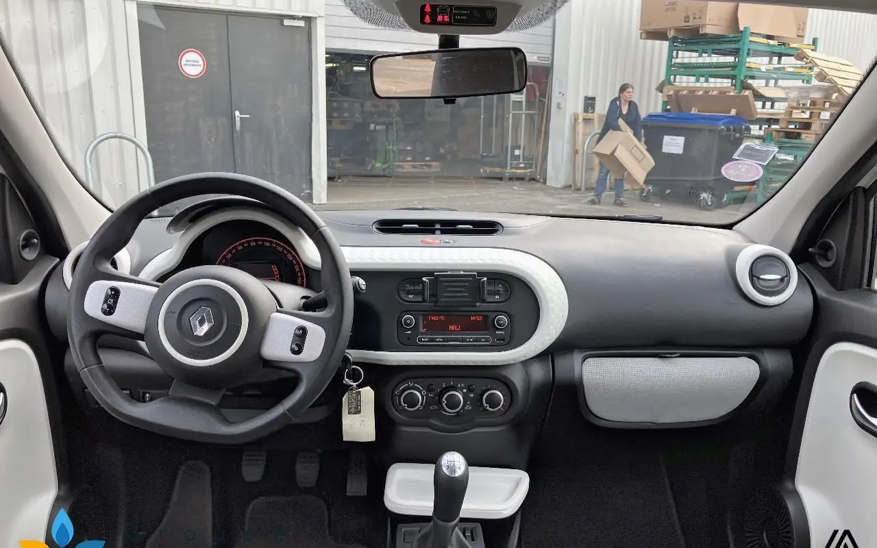 Renault Twingo iii Twingo iii 1.0 sce 70 bc limited 932 6