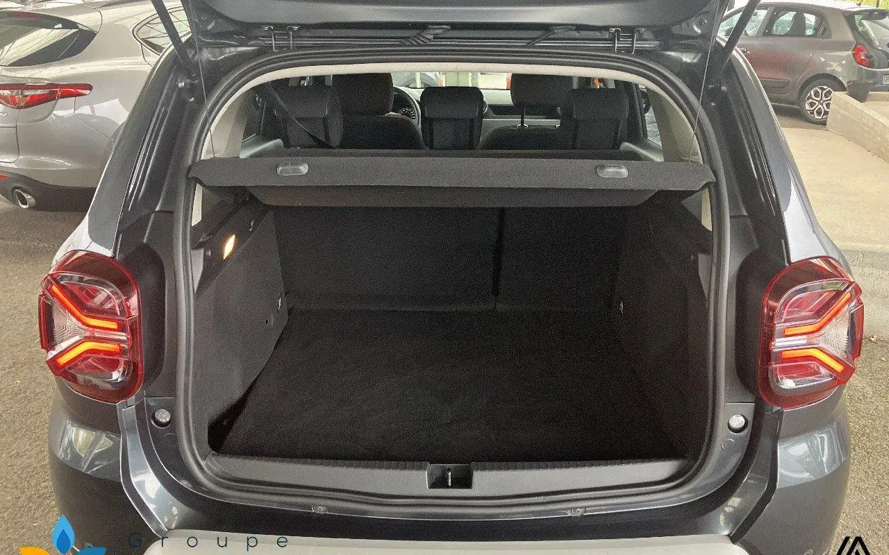 Dacia Duster Eco-g 100 4x2 journey 933 10