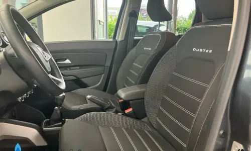 Dacia Duster Eco-g 100 4x2 journey 933 8