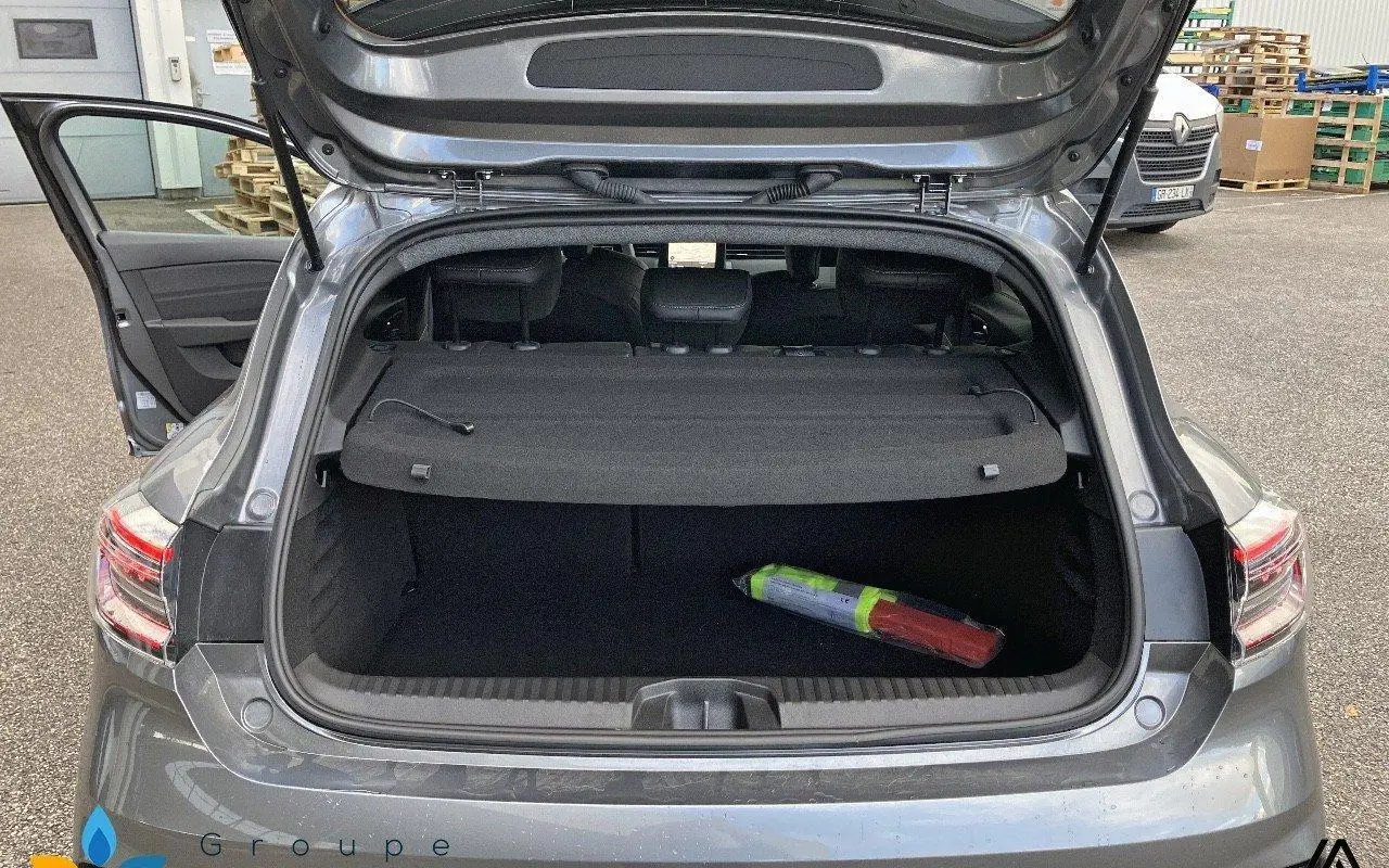 Renault Clio v Clio e-tech full hybrid 145 ch gsr2 esprit alpine 939 10