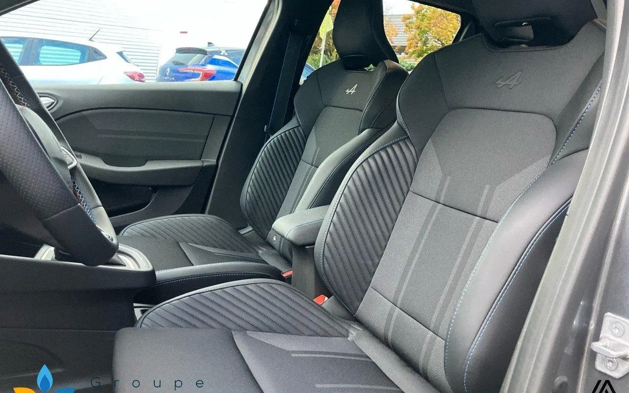 Renault Clio v Clio e-tech full hybrid 145 ch gsr2 esprit alpine 939 8