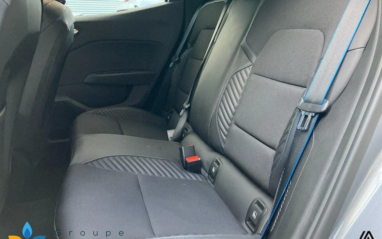 Renault Clio v Clio e-tech full hybrid 145 ch gsr2 esprit alpine 939 9