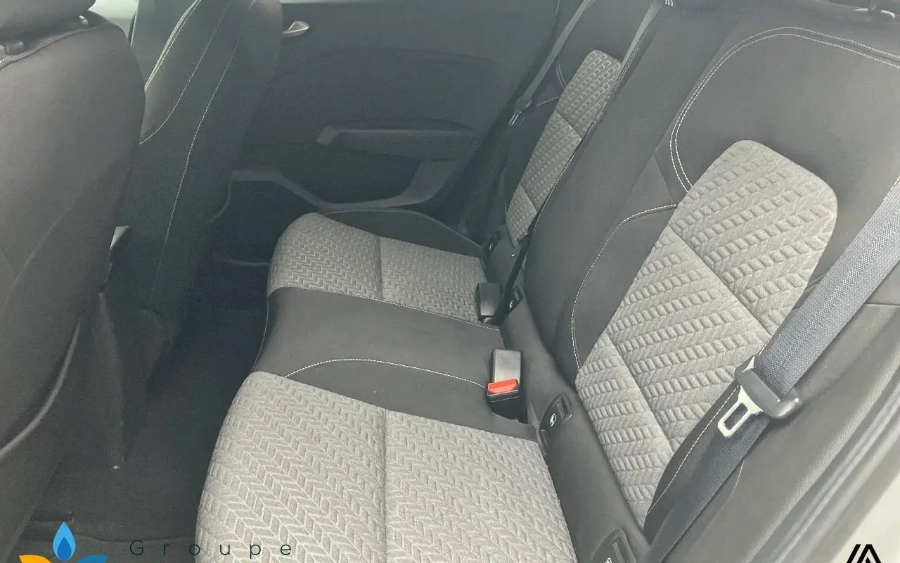 Renault Clio v Clio tce 90 evolution 940 9