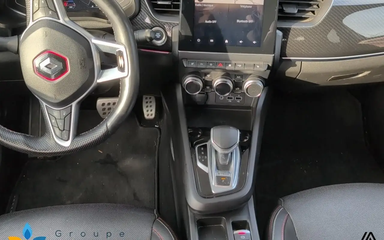 Renault Arkana E-tech 145 - 21b r.s. line 942 8