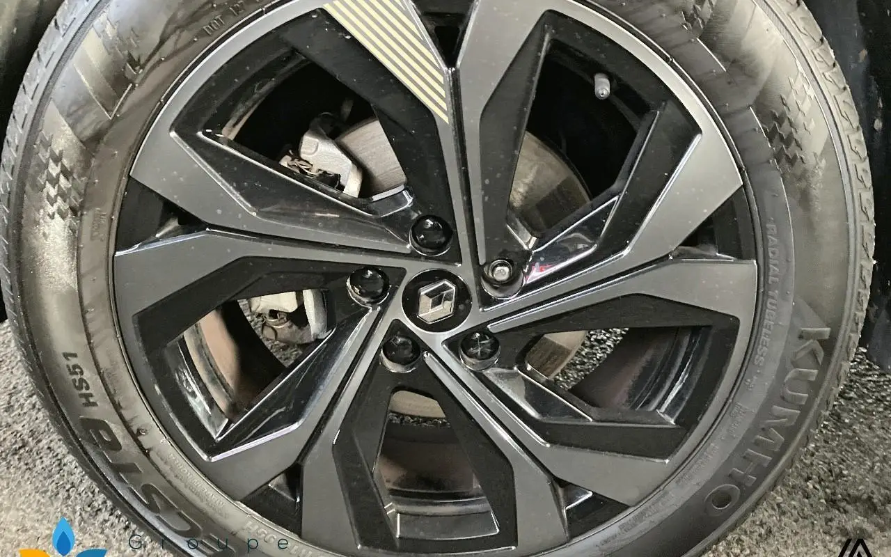 Renault Arkana E-tech hybride 145 - 22 engineered 946 11