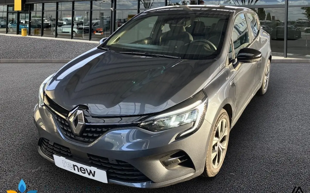 Renault Clio v Clio e-tech 140 - 21n limited 948 1