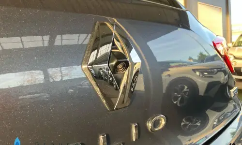 Renault Clio v Clio e-tech 140 - 21n limited 948 11