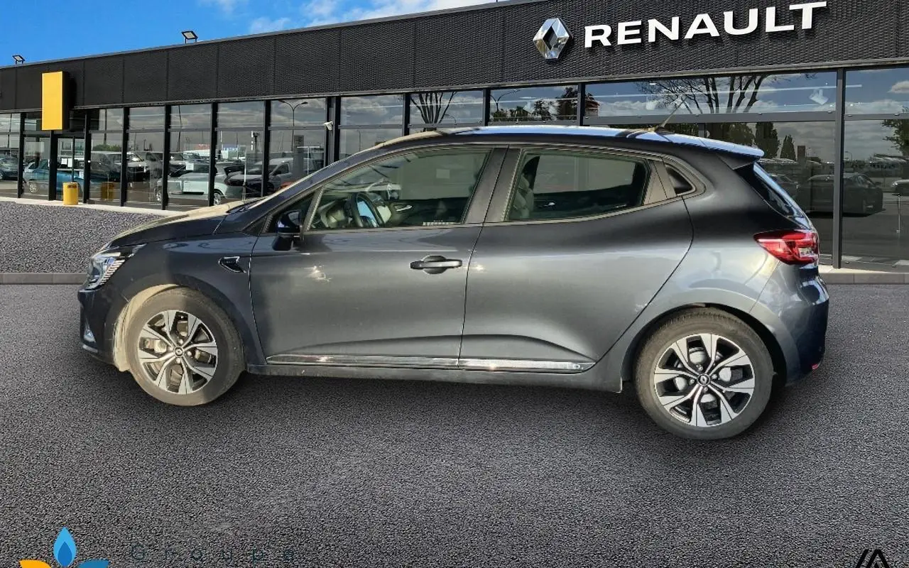 Renault Clio v Clio e-tech 140 - 21n limited 948 2