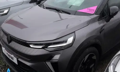 Renault Captur E-tech full hybrid 145 ch techno 951