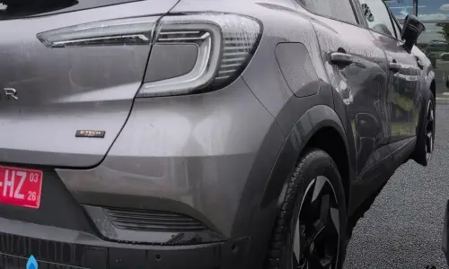 Renault Captur E-tech full hybrid 145 ch techno 951 4