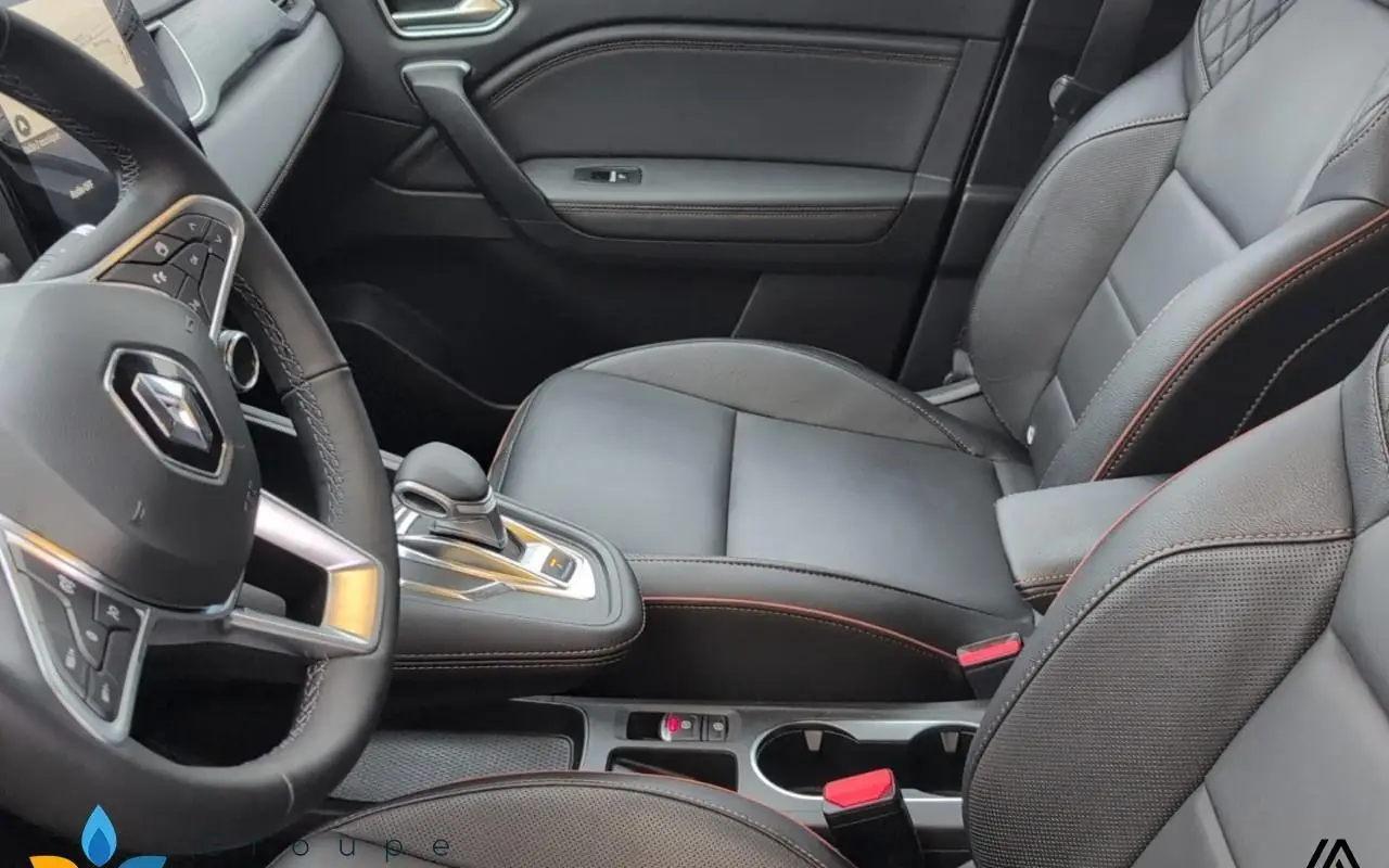 Renault Captur E-tech 145 - 21b initiale paris 954 14