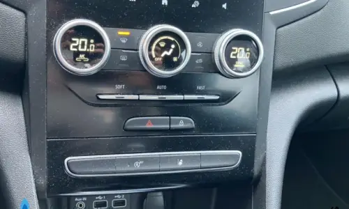 Renault Megane iv berline Mégane iv berline blue dci 115 business 956 13