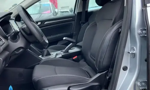 Renault Megane iv berline Mégane iv berline blue dci 115 business 956 8