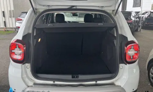 Dacia Duster Blue dci 115 4x2 e6u evasion 957 10