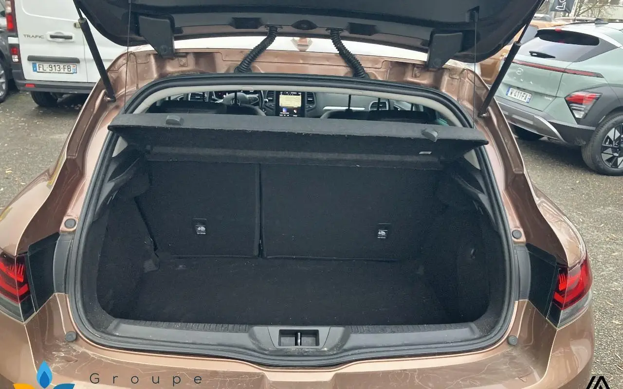 Renault Megane iv berline Mégane iv berline blue dci 115 edc - 20 sl edition one 959 10