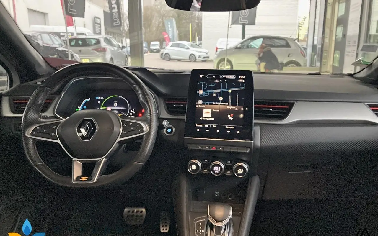 Renault Captur E-tech 145 - 21 r.s. line 960 6