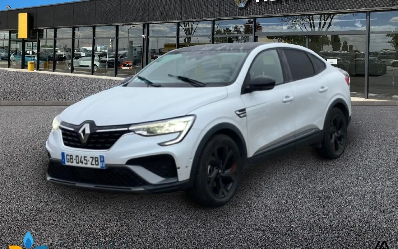 Renault Arkana E-tech 145 r.s. line 966 1