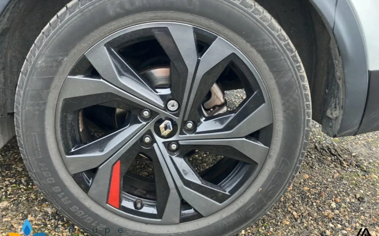 Renault Arkana E-tech 145 r.s. line 966 11