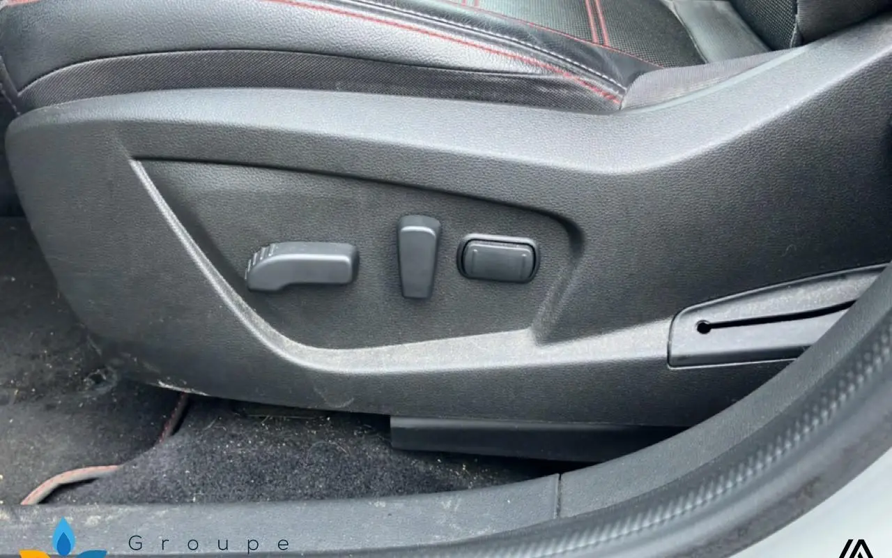 Renault Arkana E-tech 145 r.s. line 966 14