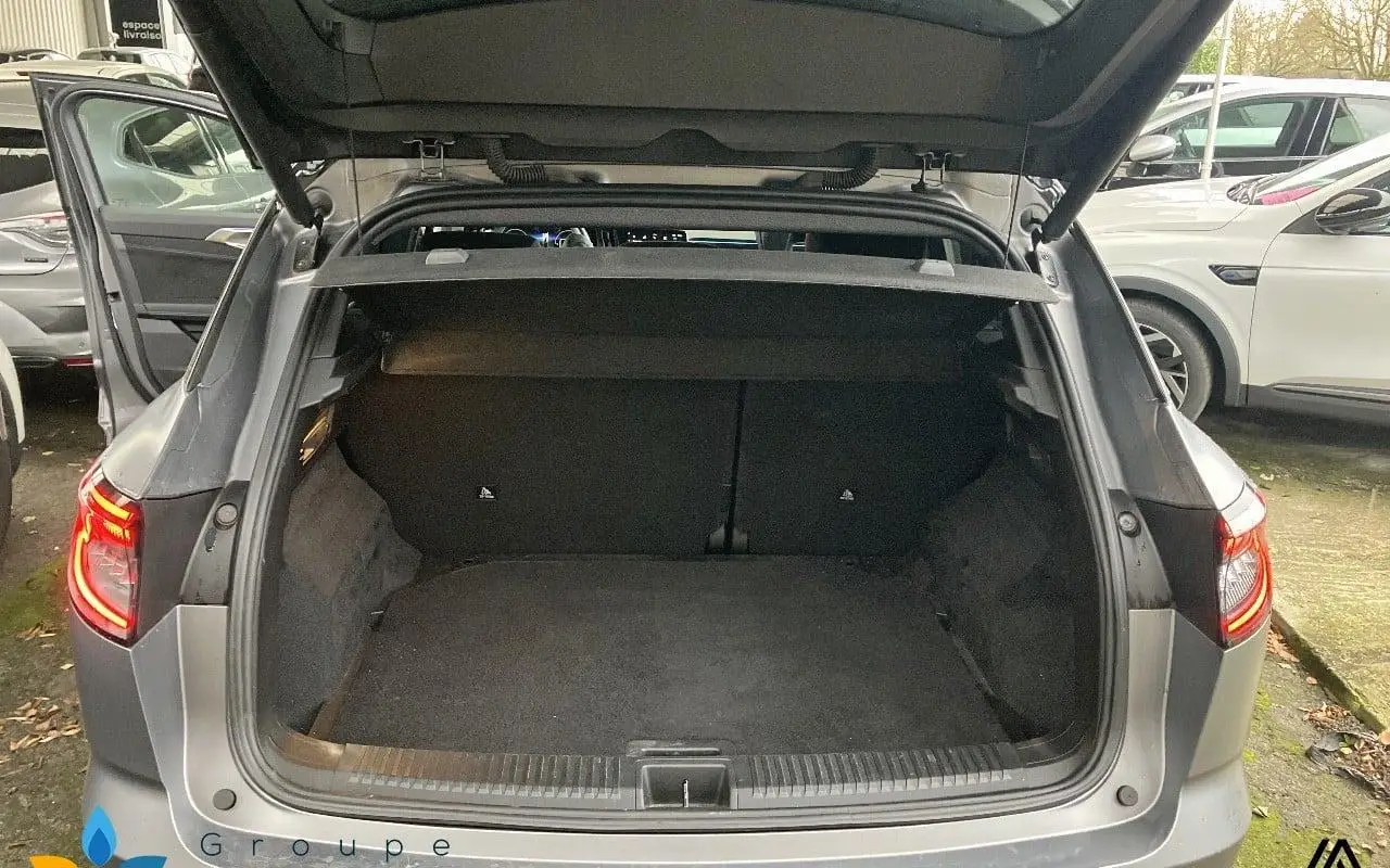 Renault Austral E-tech hybrid 200 iconic esprit alpine 967 10