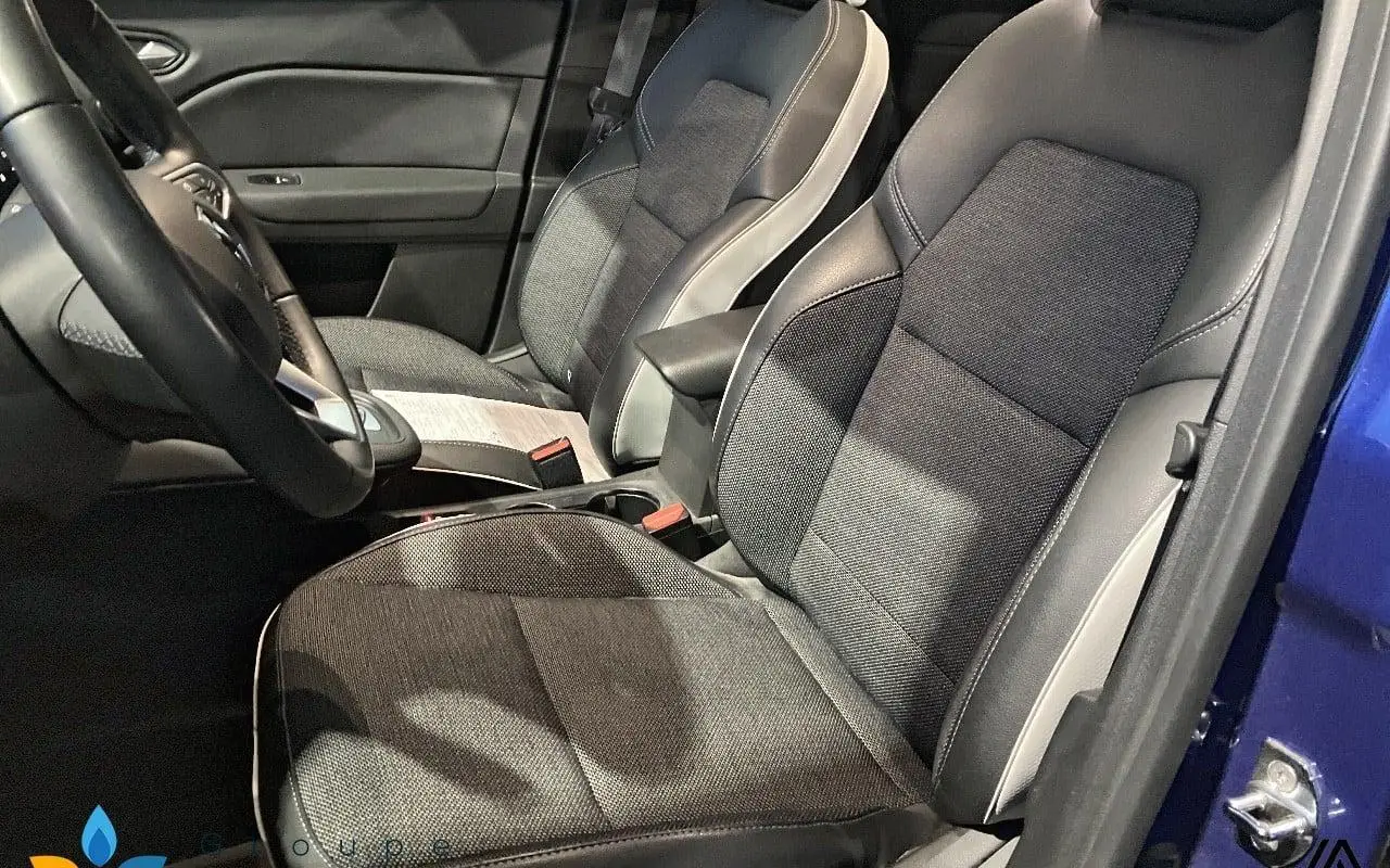 Renault Captur E-tech plug-in 160 intens 969 8