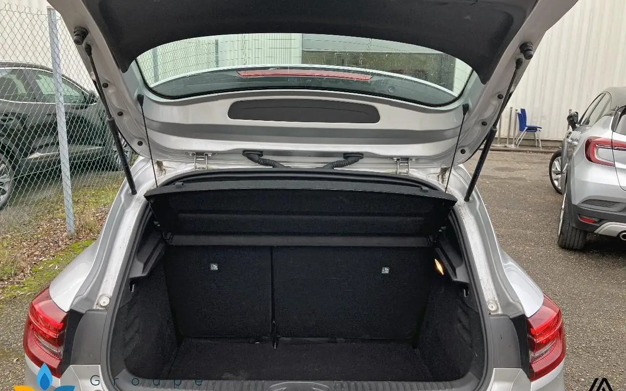 Renault Clio v Clio tce 90 - 21n intens 976 10