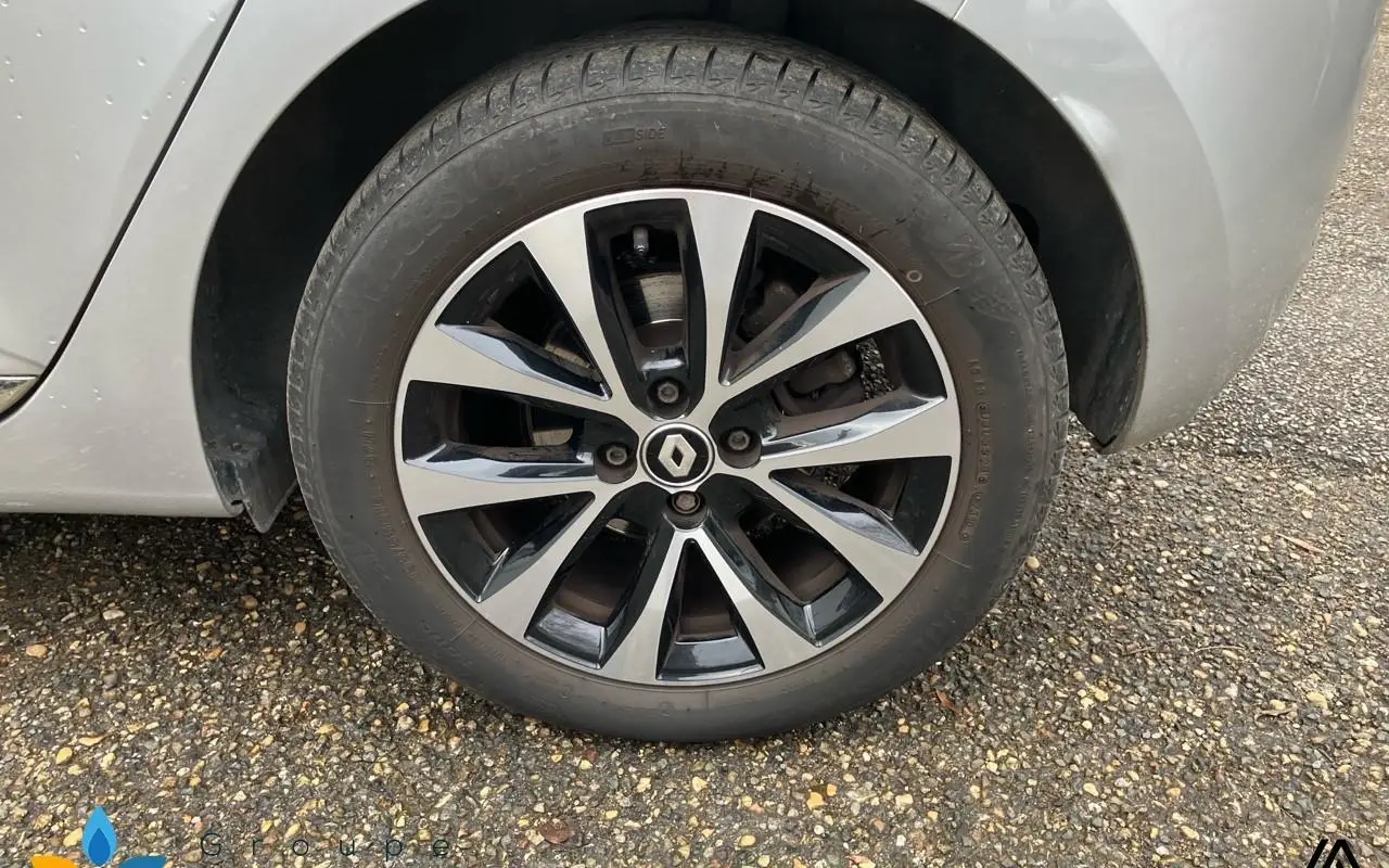 Renault Clio v Clio tce 90 - 21n intens 976 12