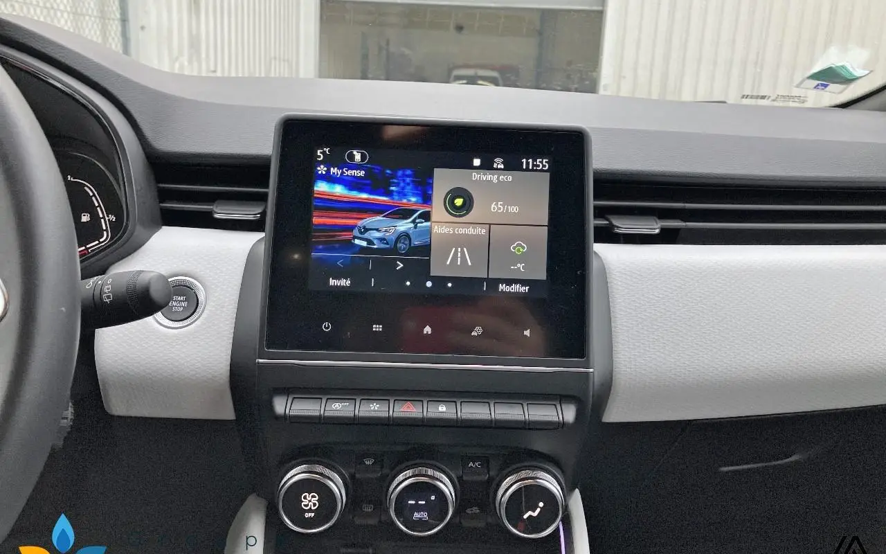 Renault Clio v Clio tce 90 - 21n intens 976 7