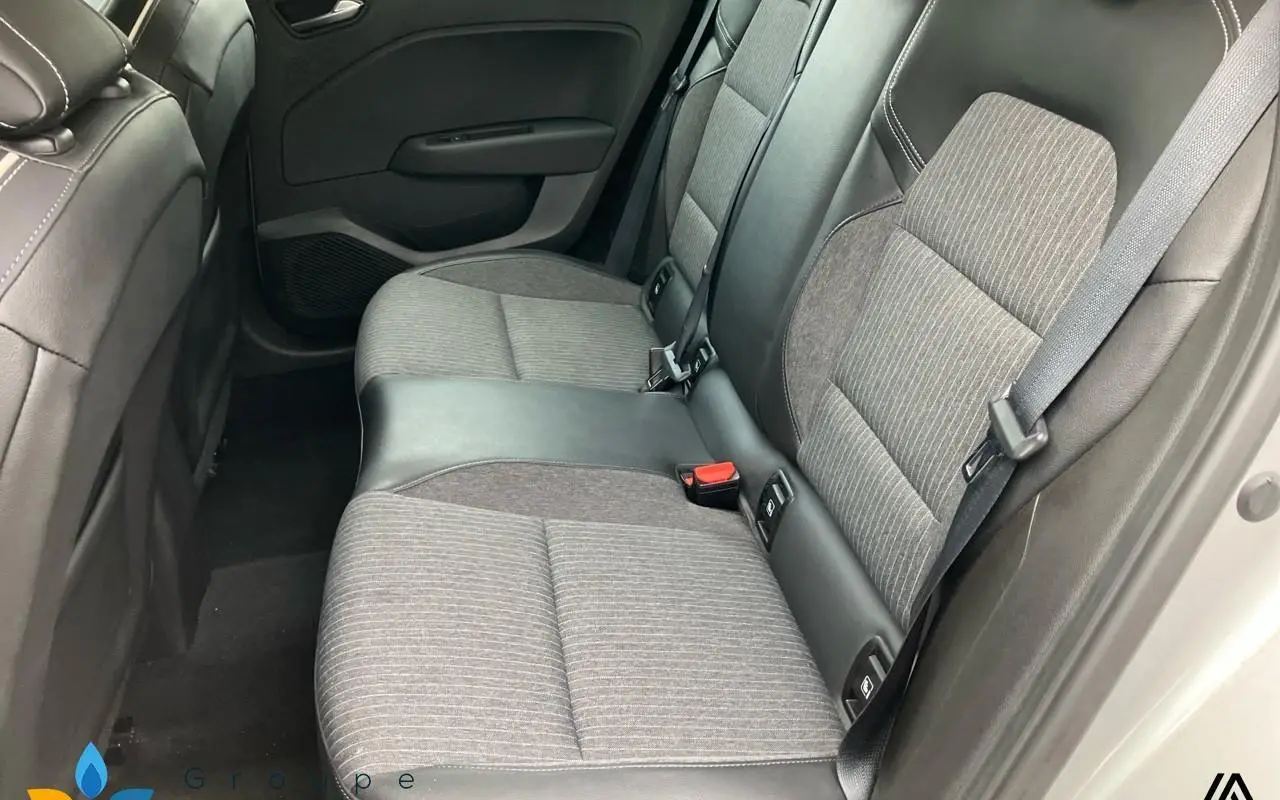 Renault Clio v Clio tce 90 - 21n intens 976 9