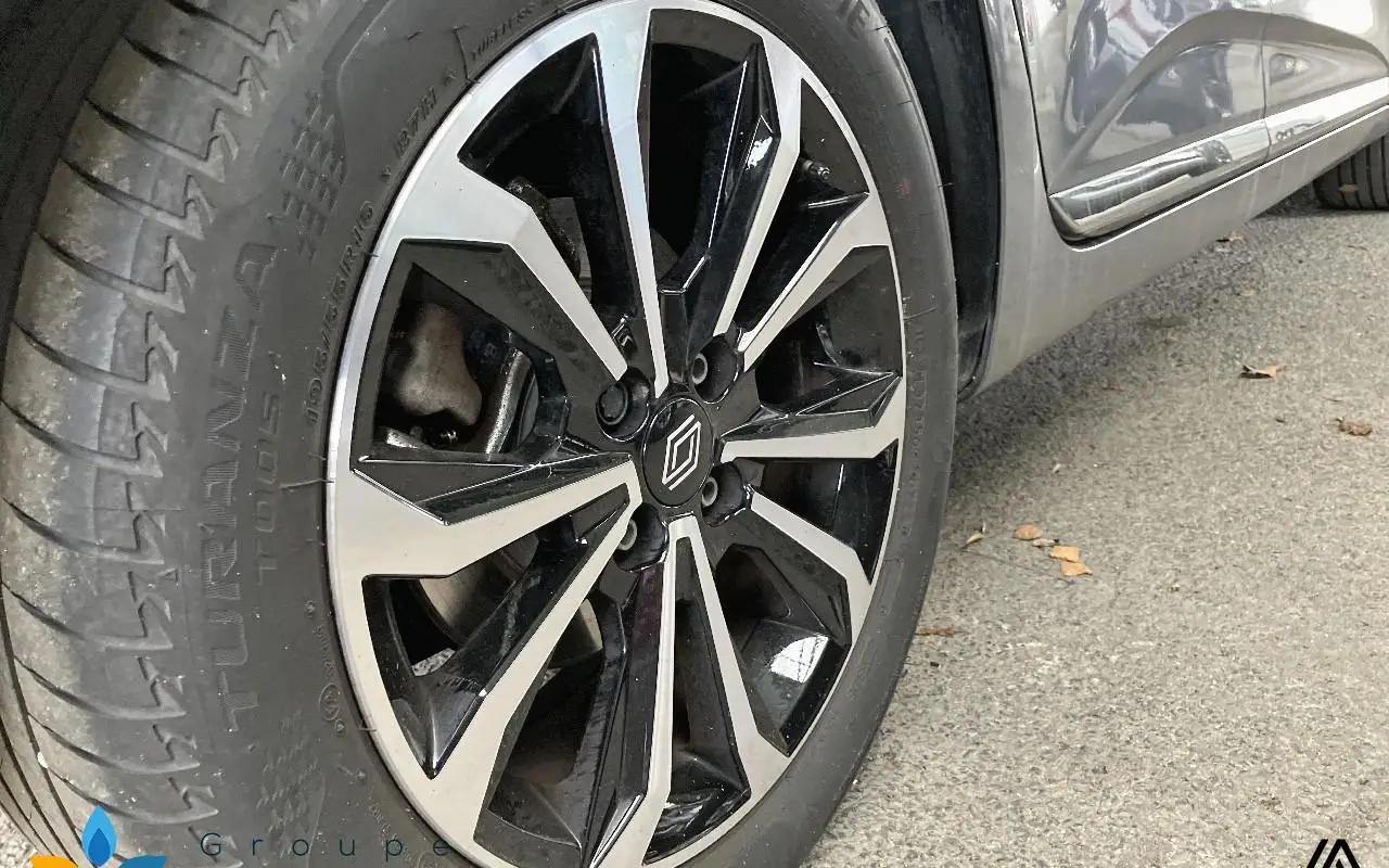 Renault Clio v Clio e-tech full hybrid 145 techno 977 12