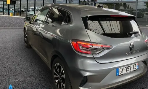 Renault Clio v Clio e-tech full hybrid 145 techno 977 2