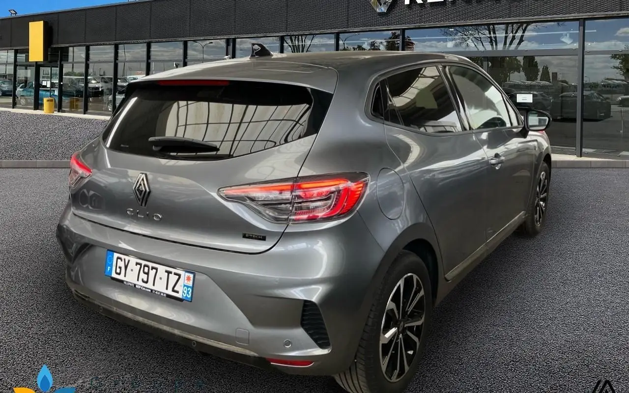 Renault Clio v Clio e-tech full hybrid 145 techno 977 3