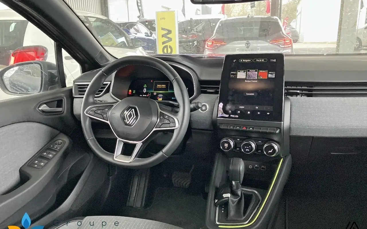 Renault Clio v Clio e-tech full hybrid 145 techno 977 6