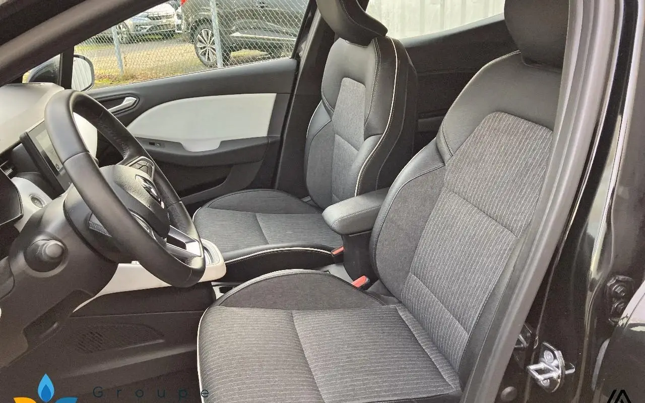 Renault Clio v Clio tce 90 - 21n intens 979 8
