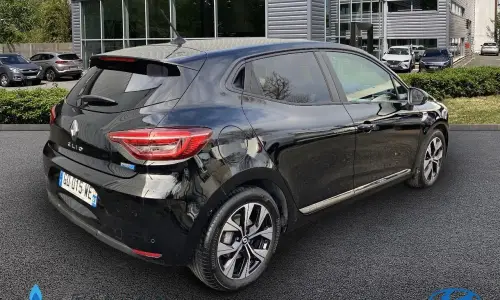 Renault Clio v Clio e-tech 140 - 21n limited 980 3