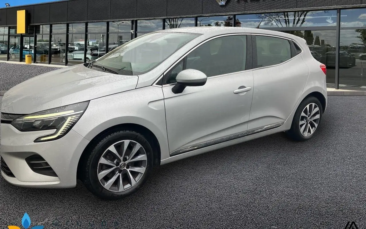 Renault Clio v Clio blue dci 115 intens 983 2