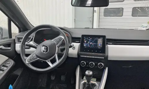 Renault Clio v Clio blue dci 115 intens 983 6