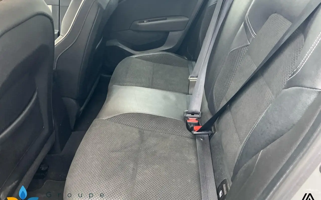 Renault Clio v Clio blue dci 115 intens 983 9