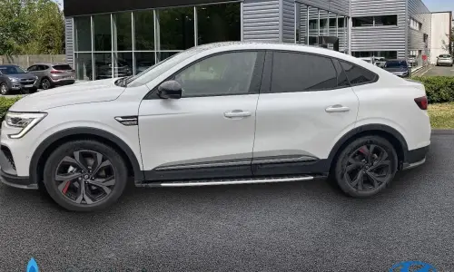 Renault Arkana E-tech 145 - 21b r.s. line 986 2