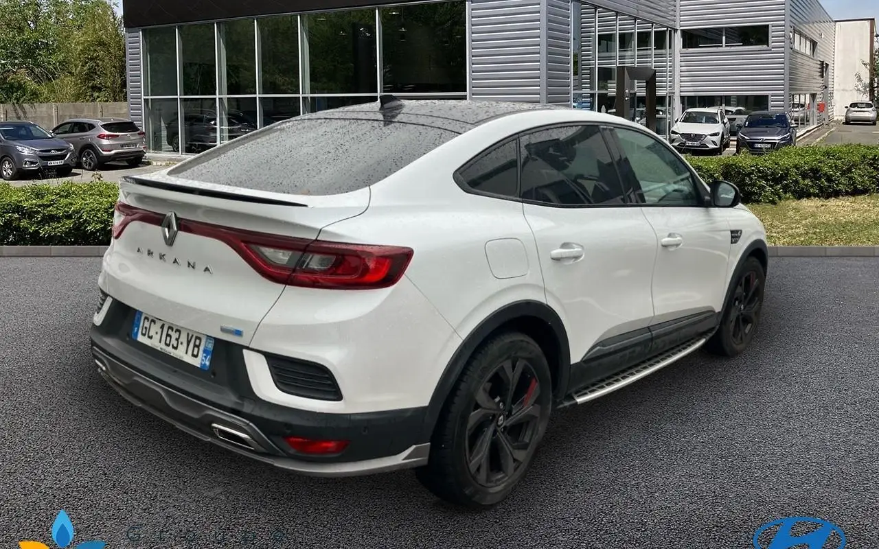 Renault Arkana E-tech 145 - 21b r.s. line 986 3