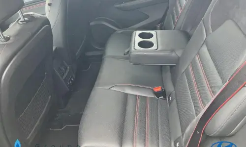 Renault Arkana E-tech 145 - 21b r.s. line 986 9