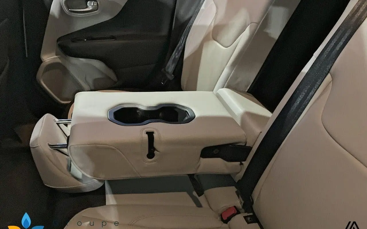 Jeep Compass 1.3 phev t4 190 ch 4xe eawd limited 988 11