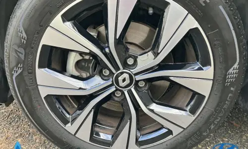 Renault Clio v Clio e-tech 140 - 21n limited 993 11