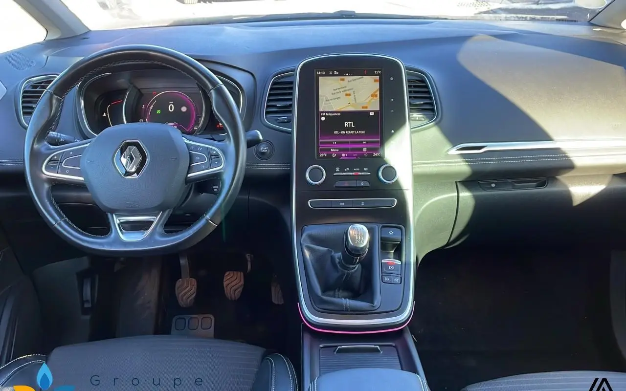 Renault Scenic iv Scenic dci 110 energy intens 995 6