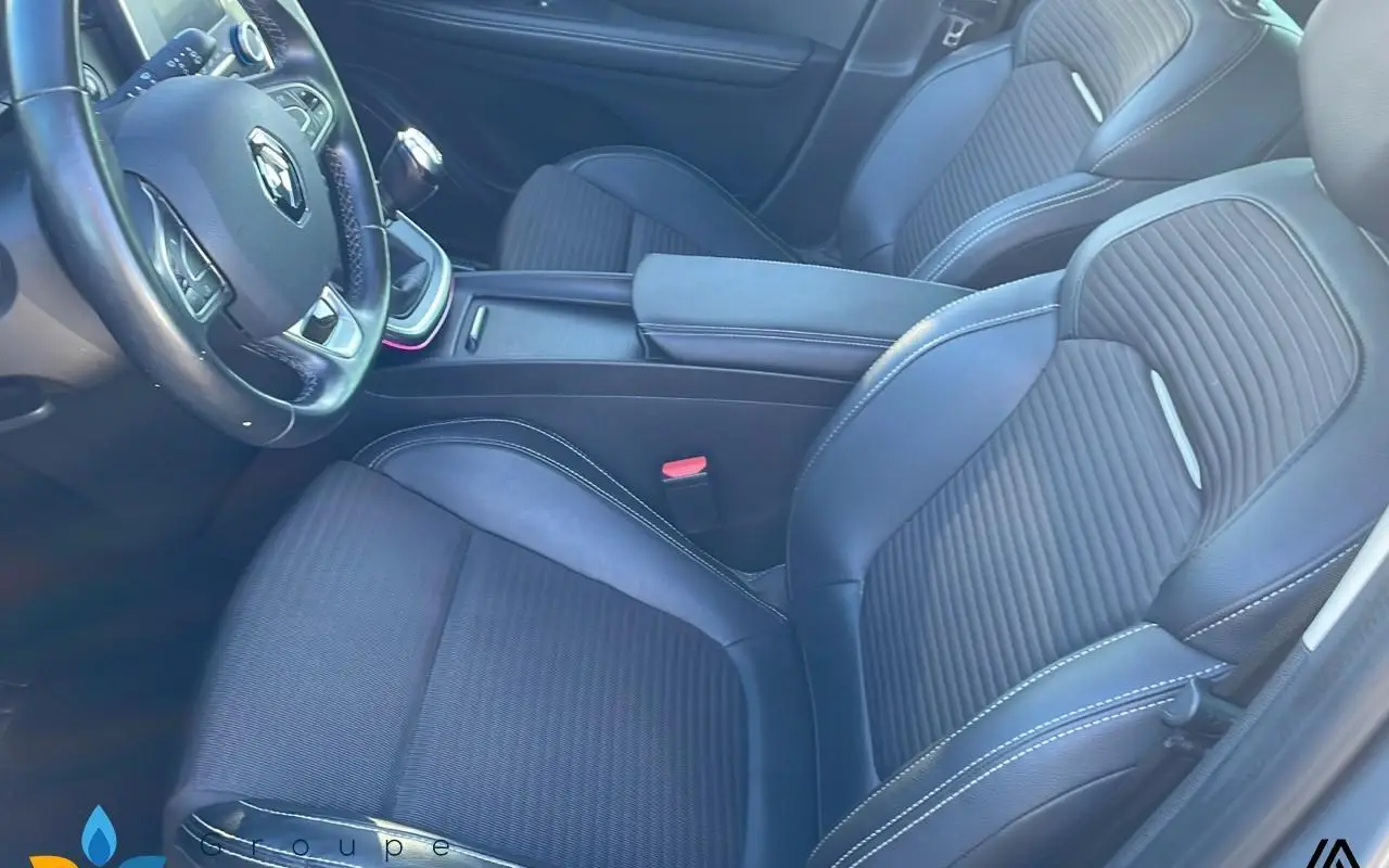 Renault Scenic iv Scenic dci 110 energy intens 995 8