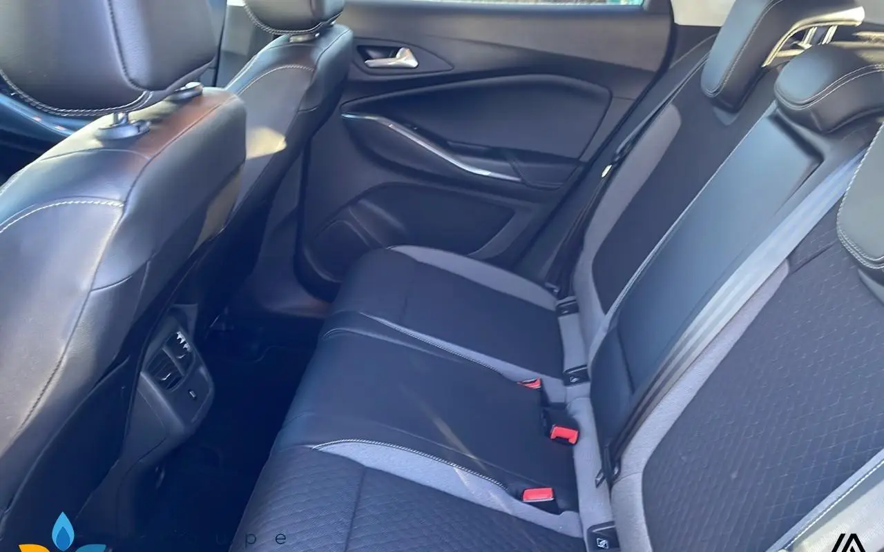 Opel Grandland x Grandland x 1.2 turbo 130 ch bva8 ultimate 998 9